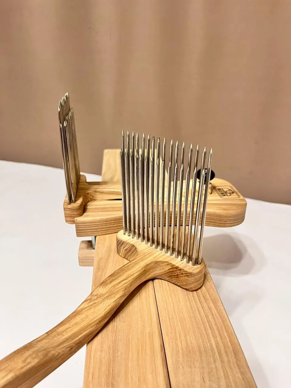 Wool Combs Set — 2 Hand Combs, 8-Hole Diz & Stand, Ash Wood & Stainless Steel Teeth